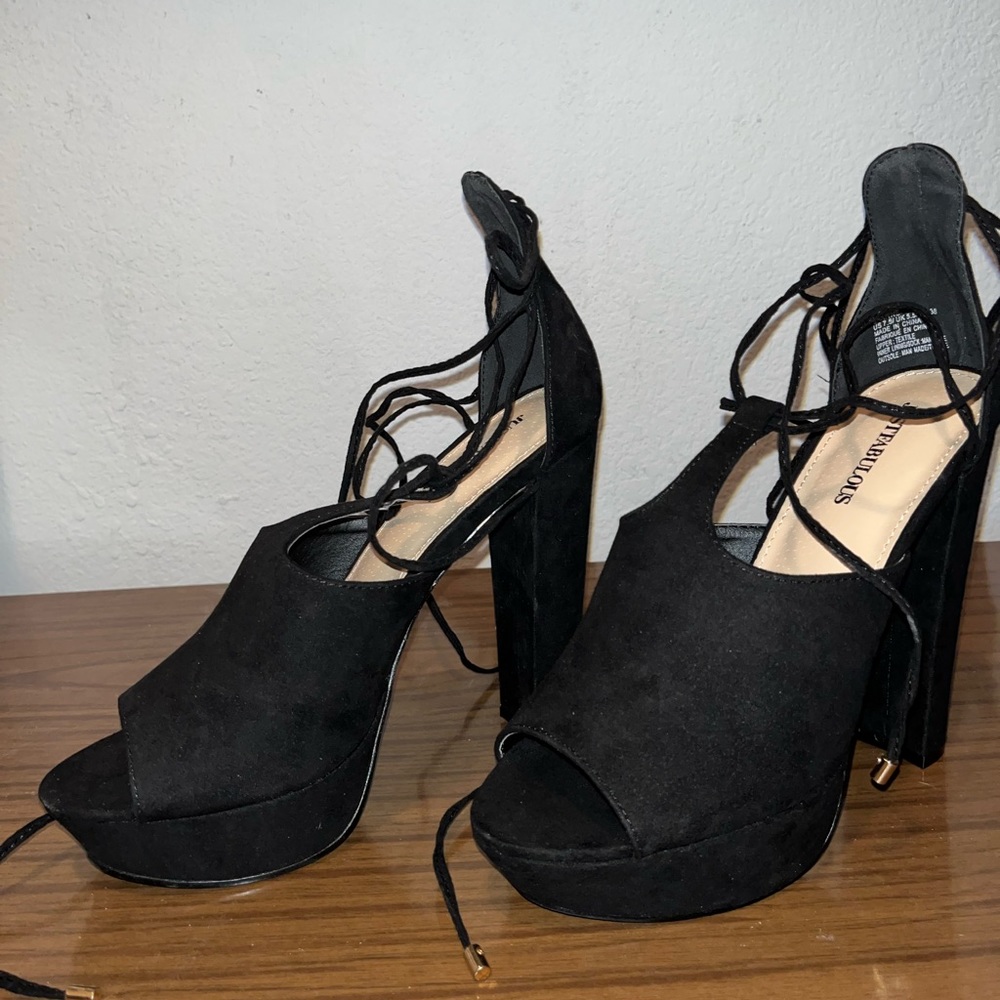 Just Fab black heels